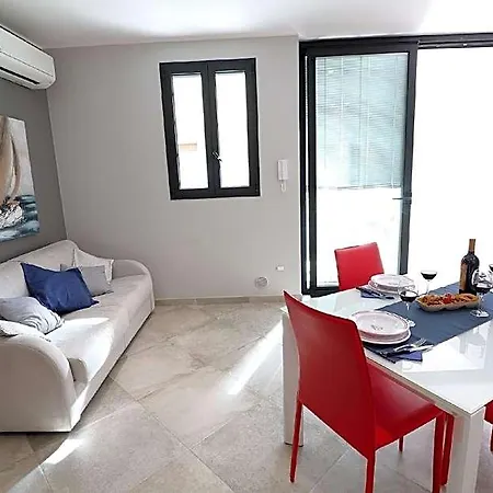 Отель Modern Casa Giuditta Deluxe A Wi-fi Balcony