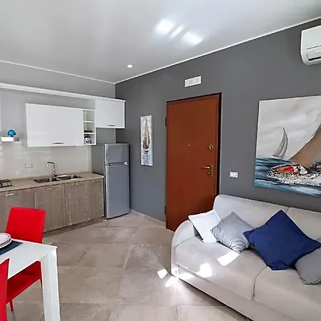 Отель Modern Casa Giuditta Deluxe A Wi-fi Balcony 3*